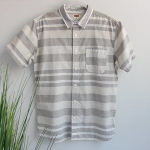 Levi's Short Sleeve Button Down Shirt